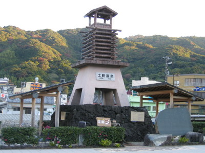 Ǝ蓒